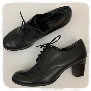 Bandolino Black Leather Oxford Laced Heels sz. 9